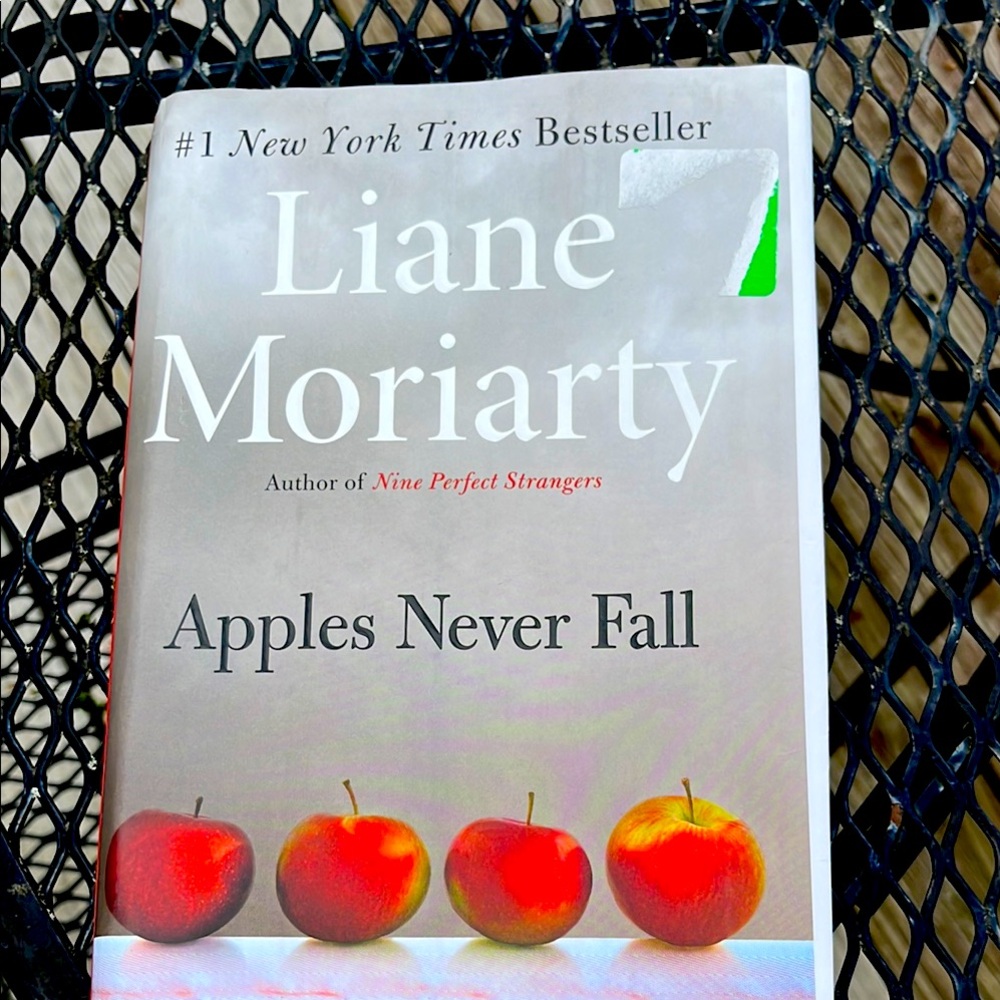 Apple Never Falls by Loraine Moriarty